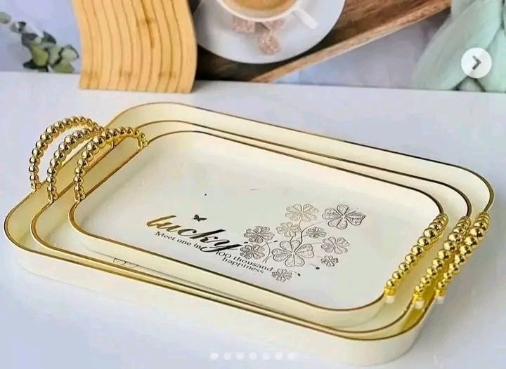 Plateaux plastique incassable 